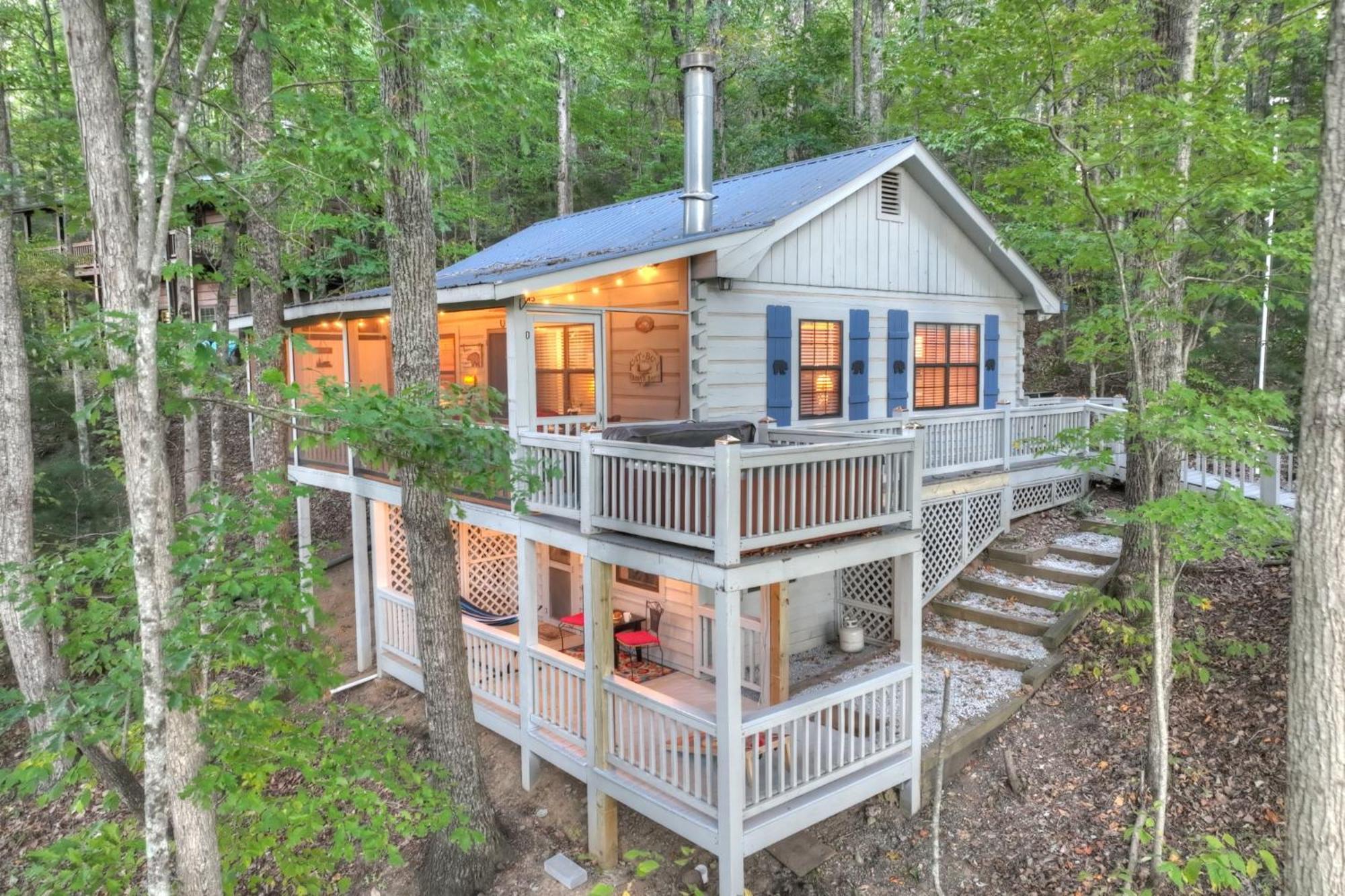 Hygge Haus Rustic Charm Cozy Beds And A Serene Location Ellijay Exterior foto